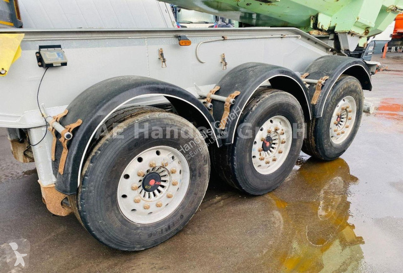 نصف مقطورة Meierling
