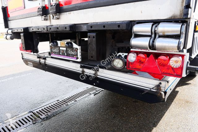 Semitrailer Schmitz Cargobull 24/ LBW 2000 kg...