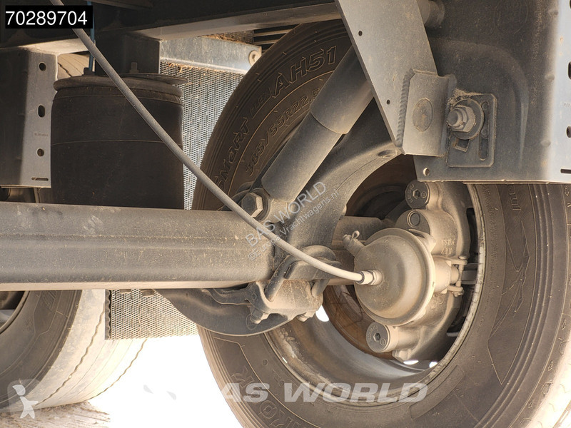 Semitrailer Chereau Thermo King SLXi 300 3 axles