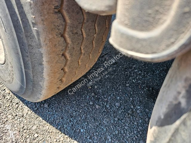 Semi reboque Carnehl ca. 44 cbm Getreidekipper,...