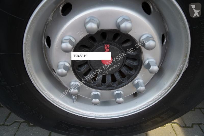 نصف مقطورة Chereau