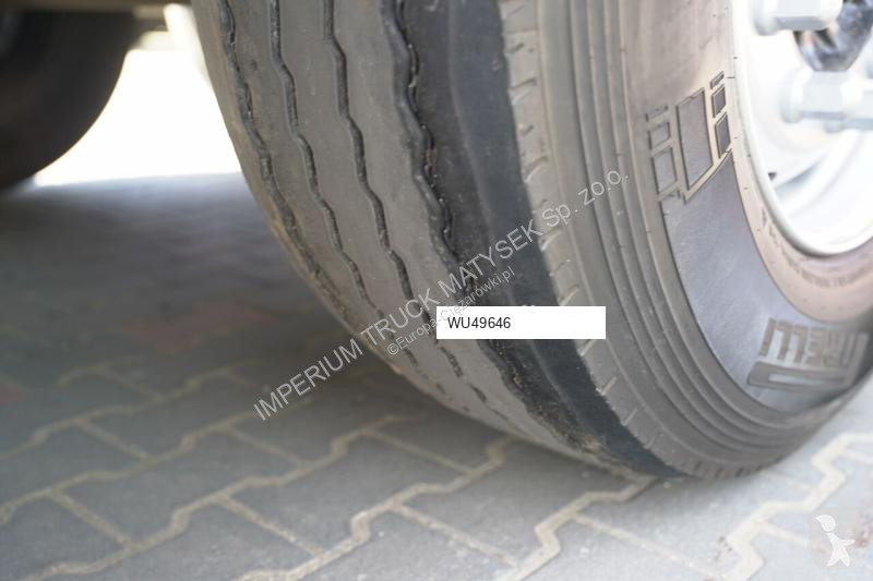 نصف مقطورة Krone