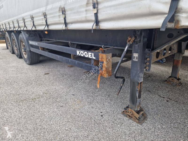 نصف مقطورة Kögel S24