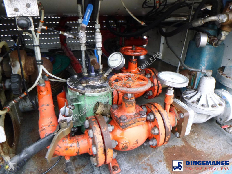Oplegger  Gas tank steel 46.9 m3 / 1 comp + pump