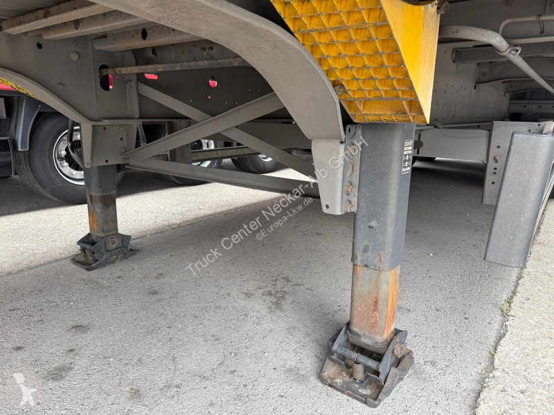 نصف مقطورة Schmitz Cargobull   3 Achs Standard...