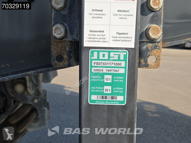 Полуприцеп Schwarzmüller SK 3 axles Lift Axle...