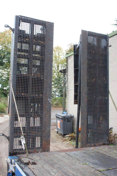Semi remorque Kässbohrer LB3e