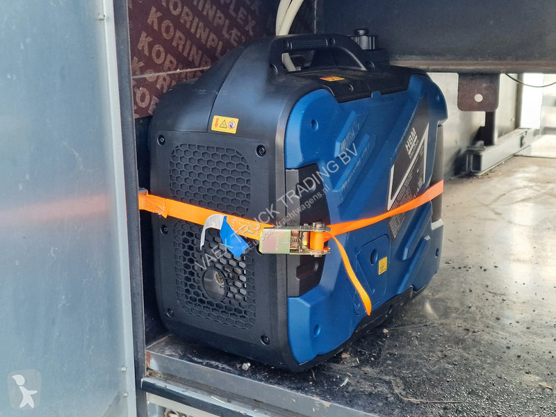 Полуприцеп  913- Camper trailer - 8 bed - Bar -...