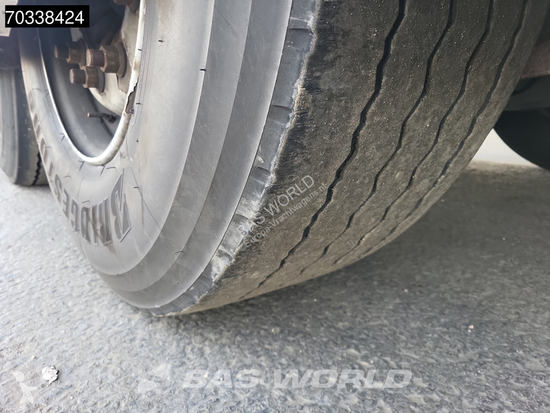 Heiwo HZO 39 3 axles Tailgate 250x260cm...