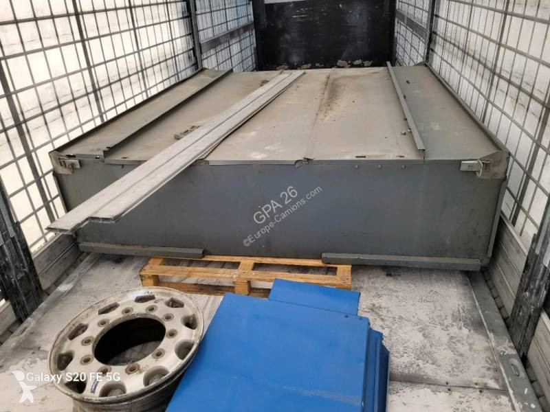 Sættevogn Schmitz Cargobull SCB*S3
