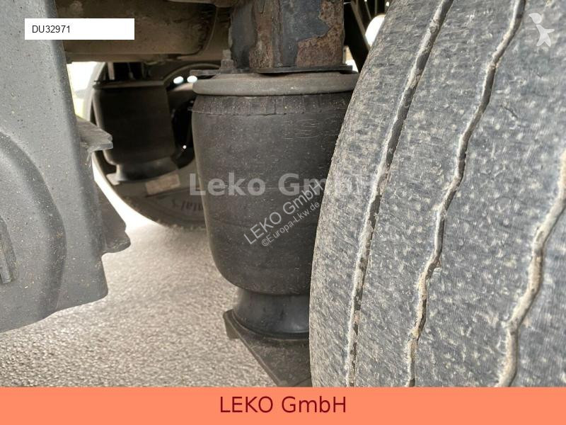 Semitrailer Merker Frappa  Doppelstock Vector...