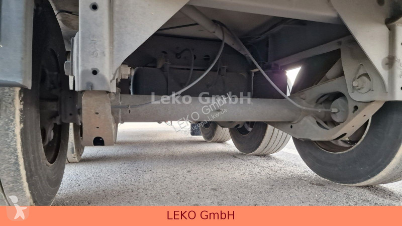 نصف مقطورة Fruehauf Frigo Semi 38T Vector...