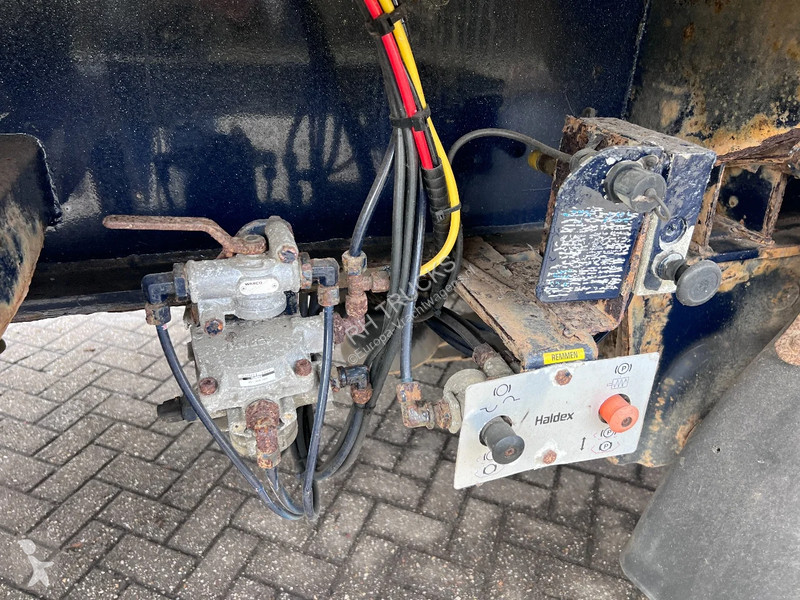 Oplegger ATM 2 AS + HIAB 300-4 + WINCH