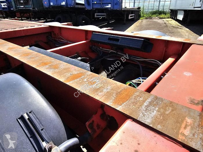 Semitrailer Krone 27 | 3 axle container chassis...
