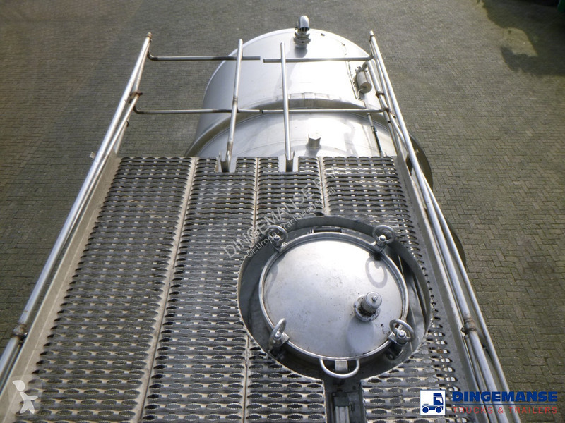 Semiremorca Burg Food tank inox 30.3 m3 / 3 comp