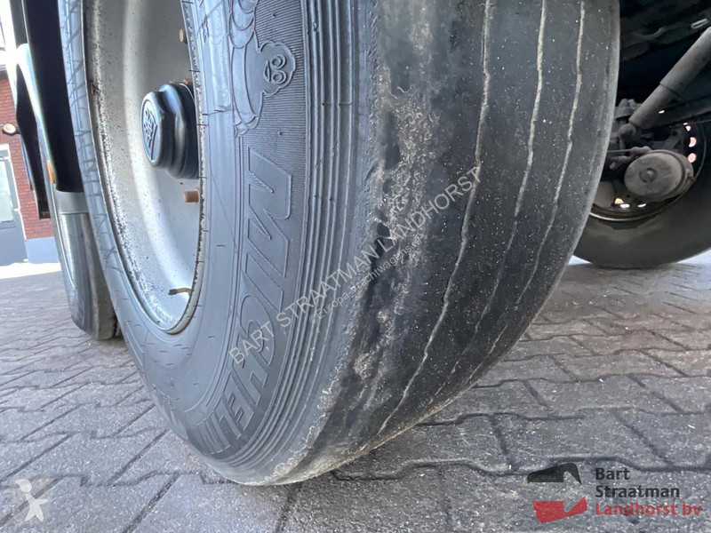 Semiremorca AJK N/A 3 assen 9 Ton Geisoleerde...