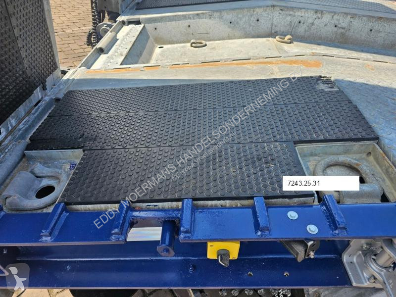 Semiremorca Humbaur HTS 30