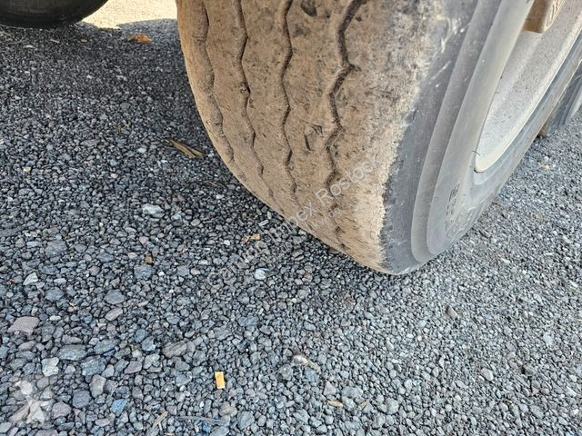 Semi reboque Carnehl ca. 44 cbm Getreidekipper,...