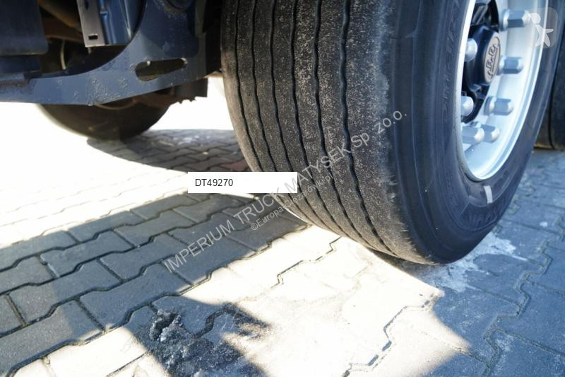 نصف مقطورة Krone