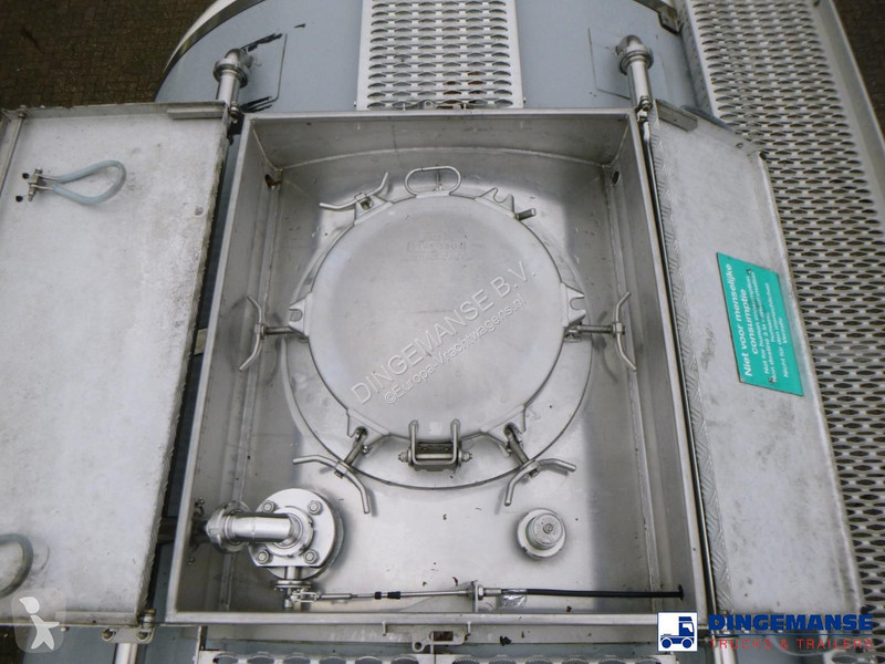 نصف مقطورة Van Hool Food tank inox 62 m3 / 3 comp