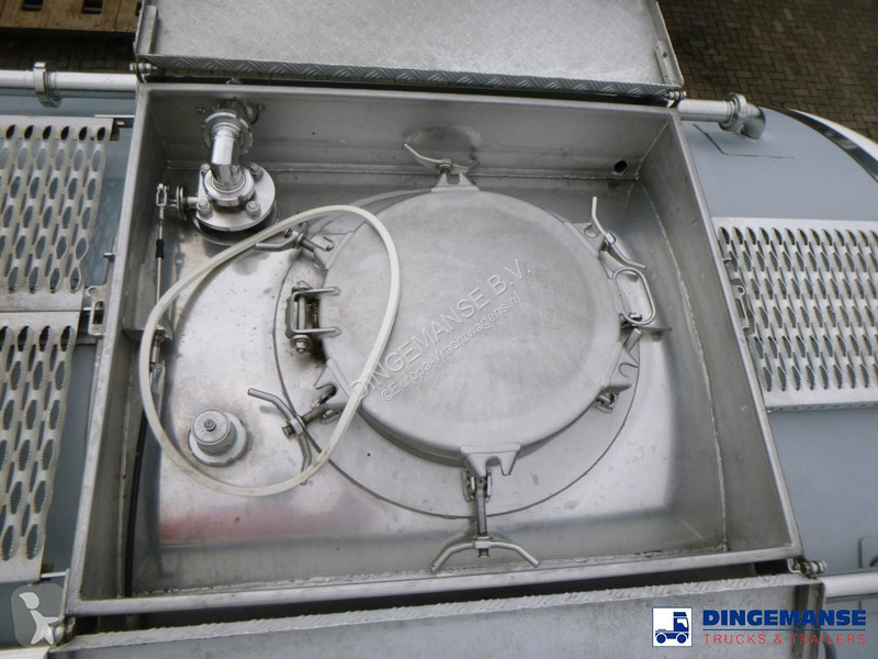 نصف مقطورة Van Hool Food tank inox 62 m3 / 3 comp