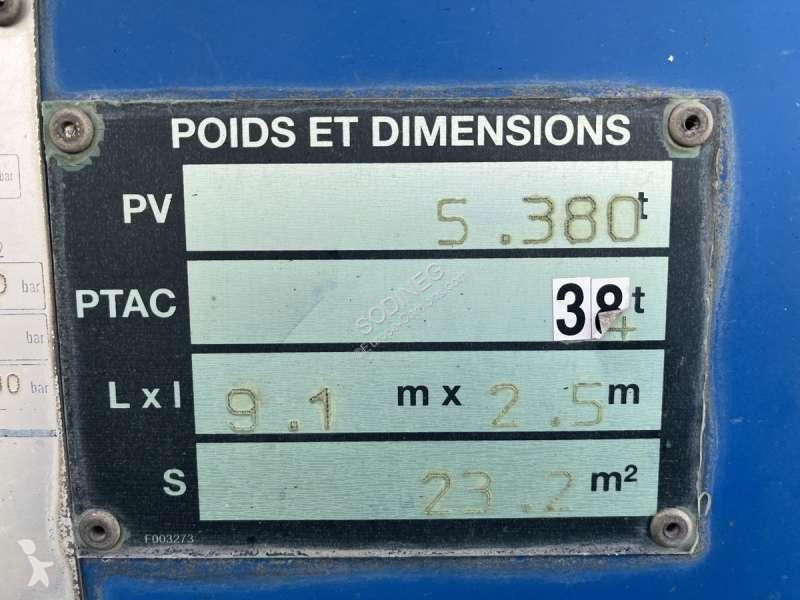 Semi remorque Benalu  3 ESSIEUX