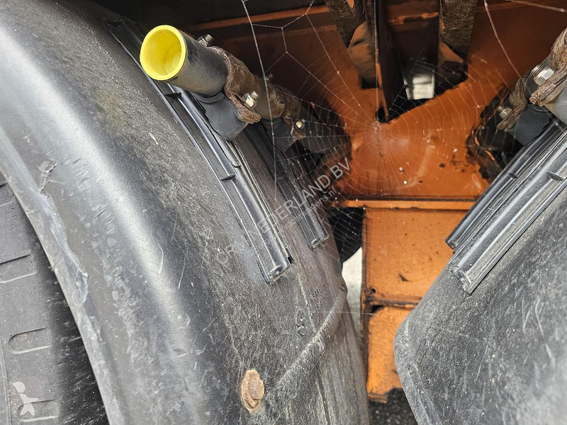 Полуприцеп Krone 27 MEGA/ BPW DISC / LIFT AXLE...