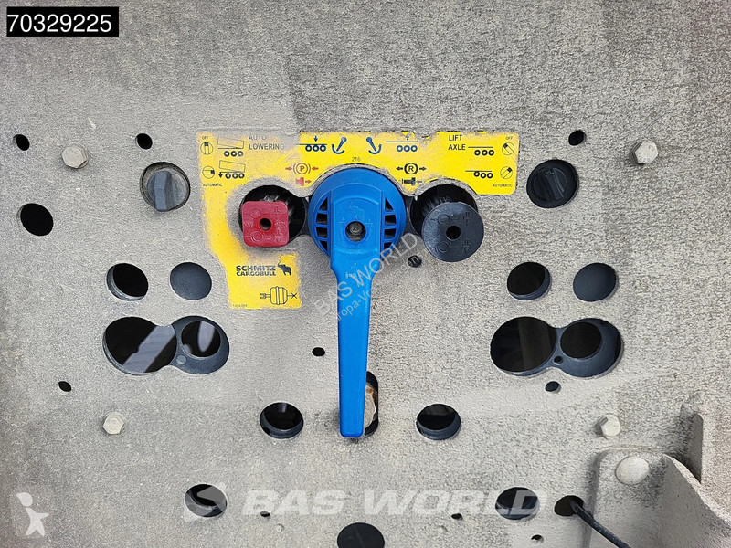 نصف مقطورة Schmitz Cargobull SCB*S3D Lift Axle...