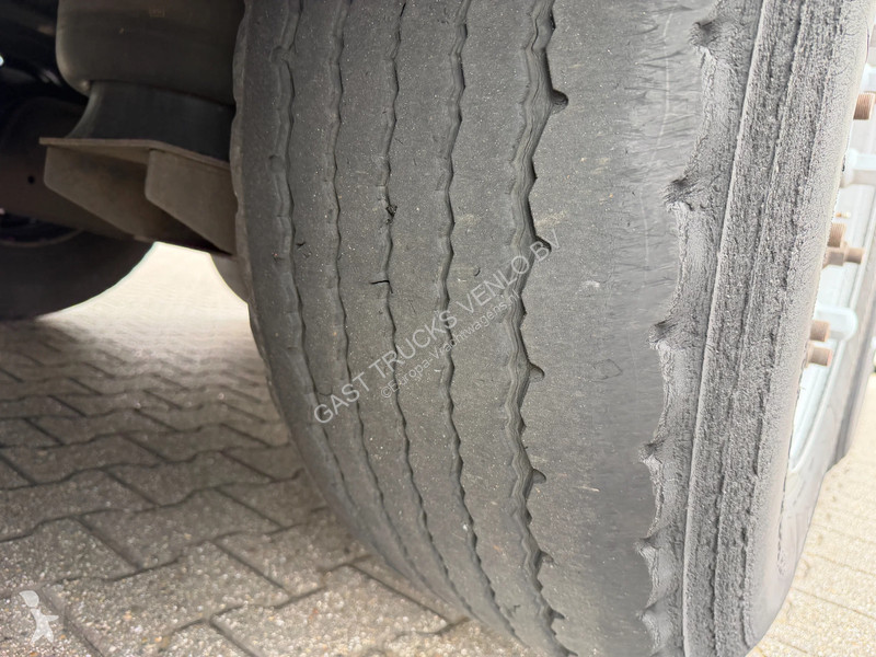 نصف مقطورة Wielton Schuifzeil-Dak / SAF-Disc /...