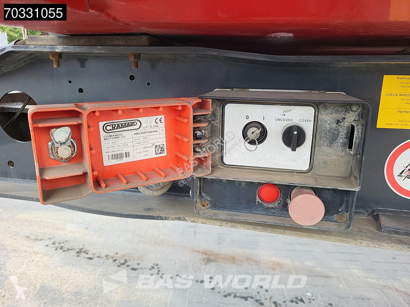 نصف مقطورة Schmitz Cargobull SCB*S3D Lift Axle...