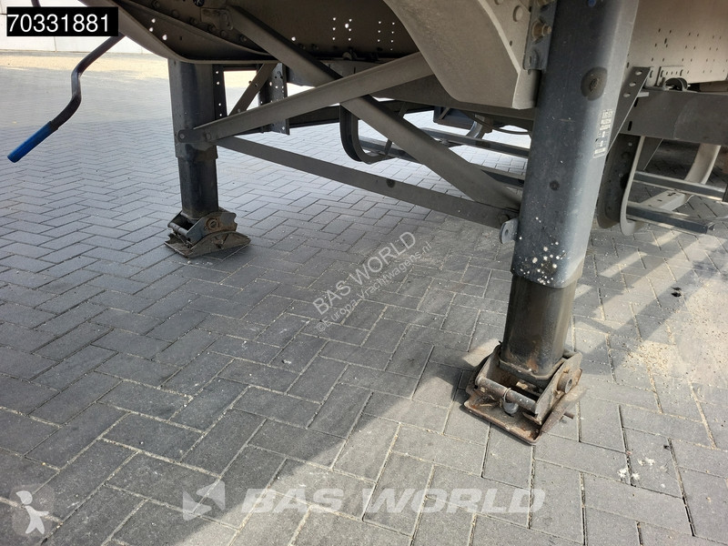 Semi remorque Schmitz Cargobull SCB*S3T 3 axles
