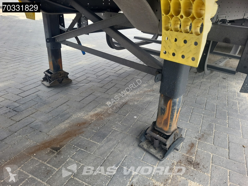 Semi remorque Schmitz Cargobull SCB*S3T 3 axles