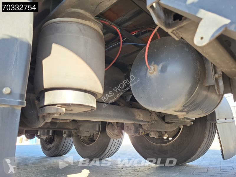 نصف مقطورة Kässbohrer XS Tailgate Koffer BPW