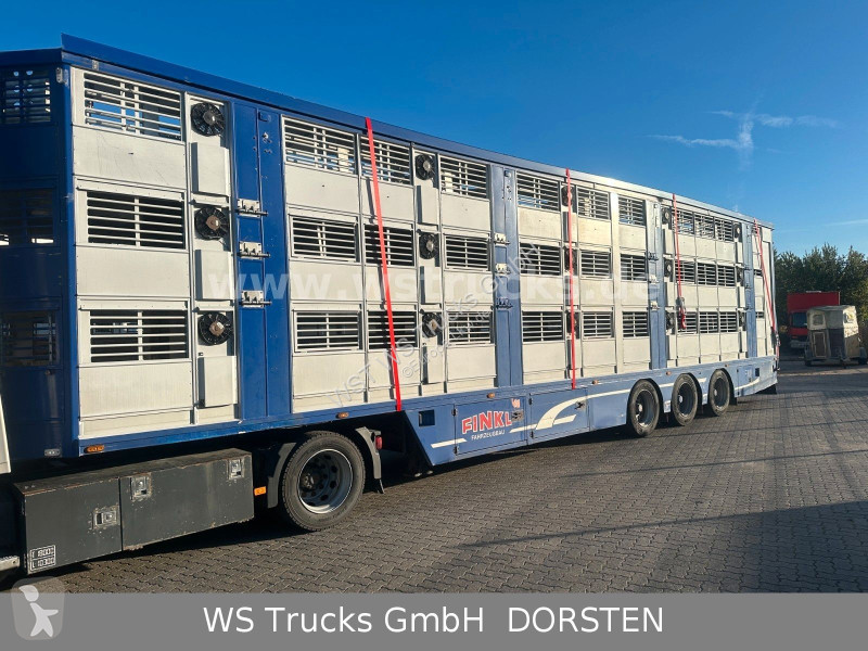 Semitrailer  Finkl  3 Stock Hubdach Typ 2...