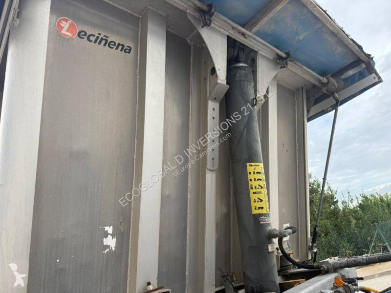 Leciñena S3NA semi-trailer