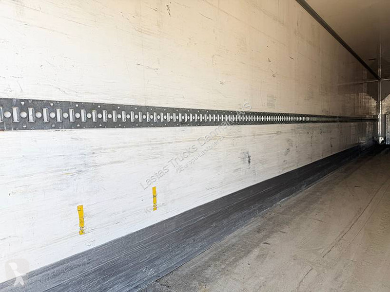 Krone 3 Axle Refrigerated trailer /...
