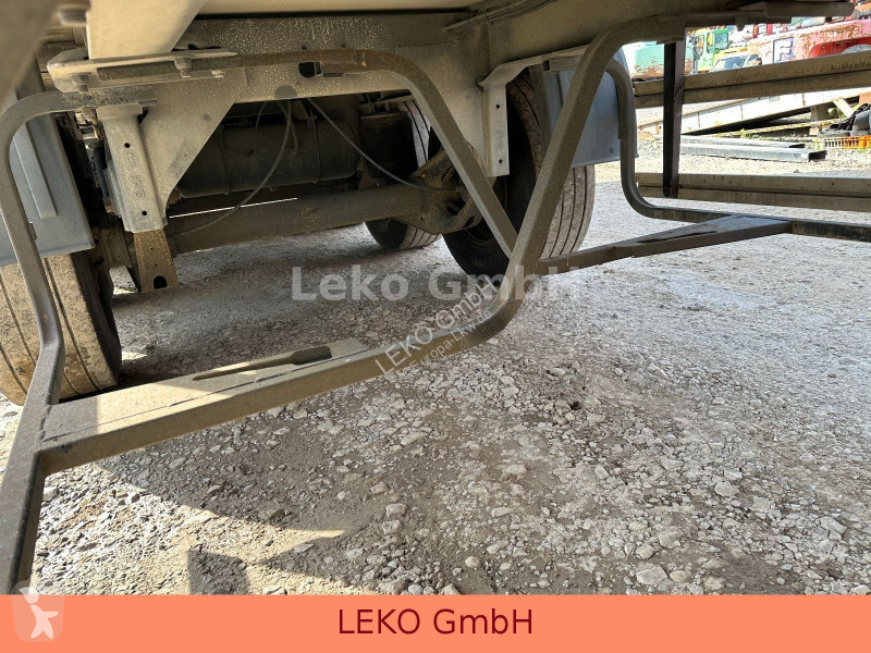 نصف مقطورة Fruehauf Frigo Semi 38T Vector...