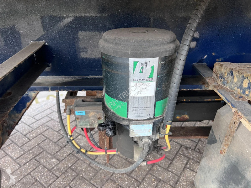 Oplegger ATM 2 AS + HIAB 300-4 + WINCH