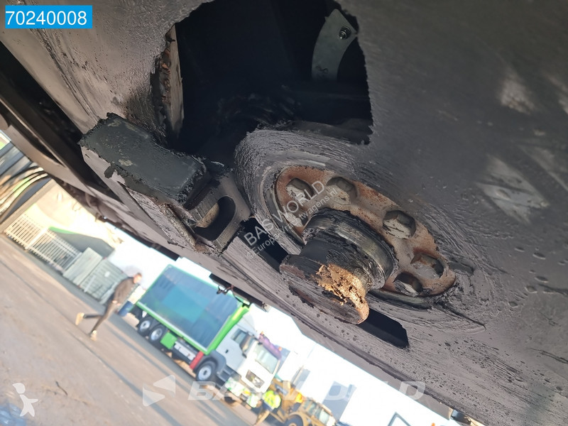 Oplegger Scheuerle E2HKM 1250.2800 More axles...