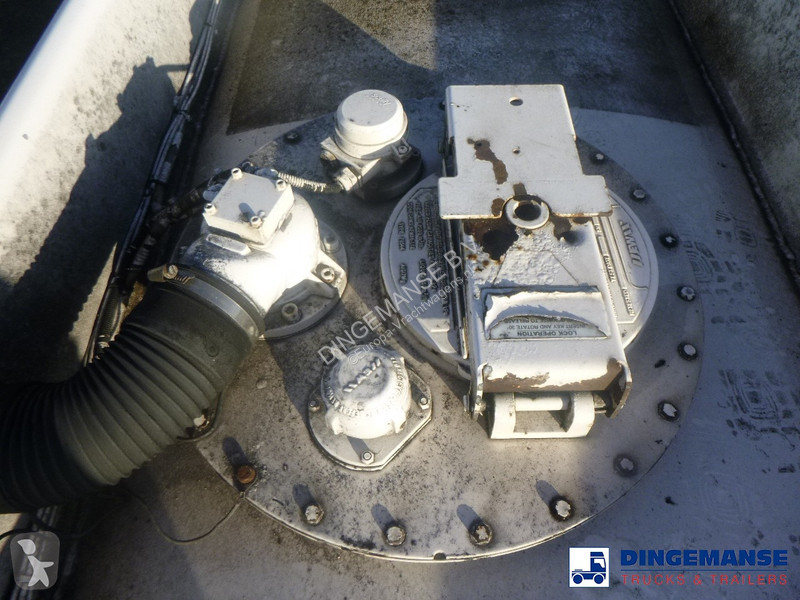 Semiremorca LAG Fuel tank alu 44.4 m3 / 6 comp...