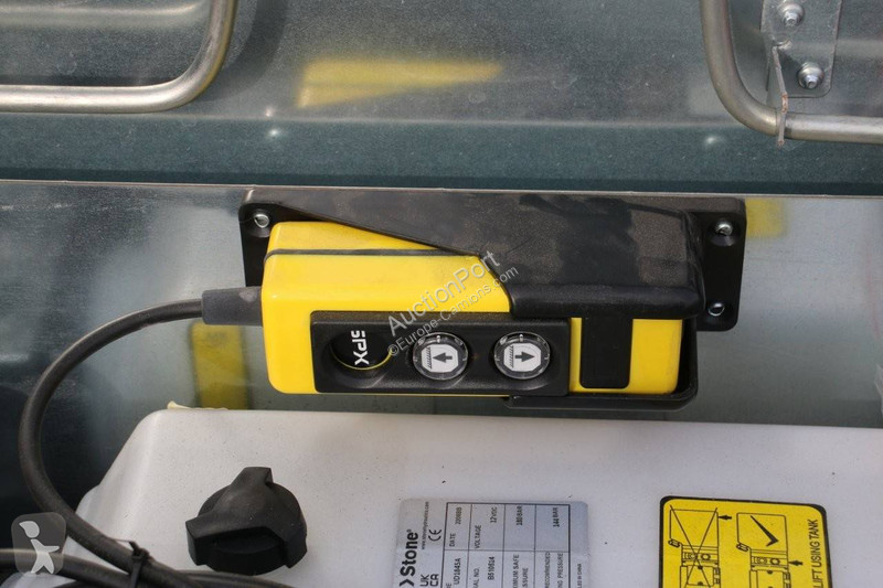 Semitrailer  SWH4K16300H413292