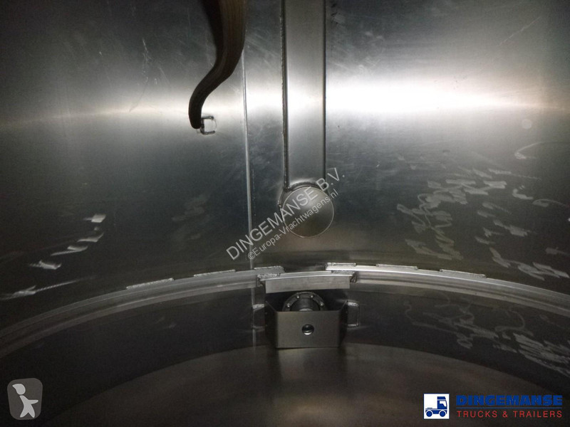 Semi remorque LAG Fuel tank alu 44.4 m3 / 6...