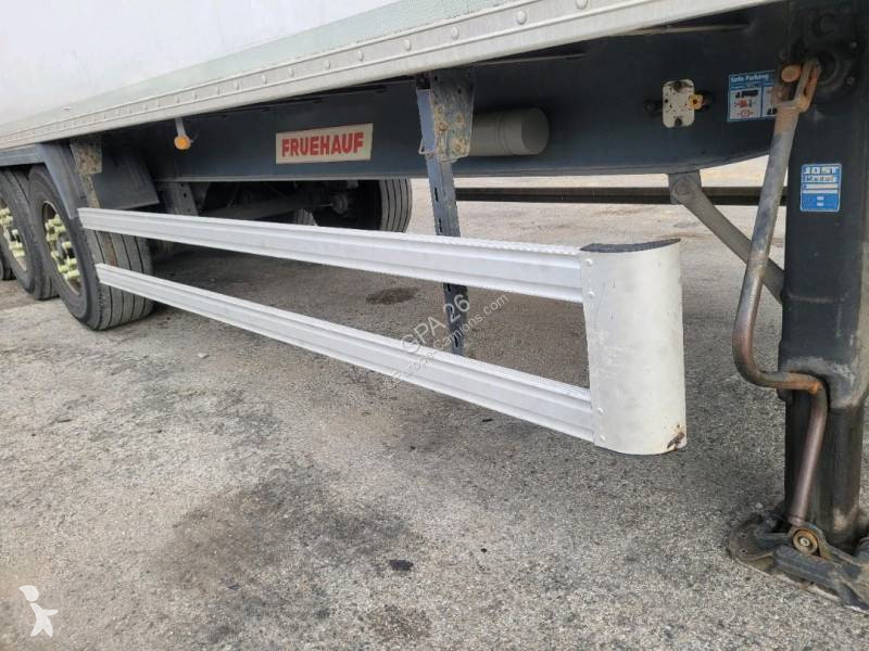 Полуремарке Fruehauf FST4FC