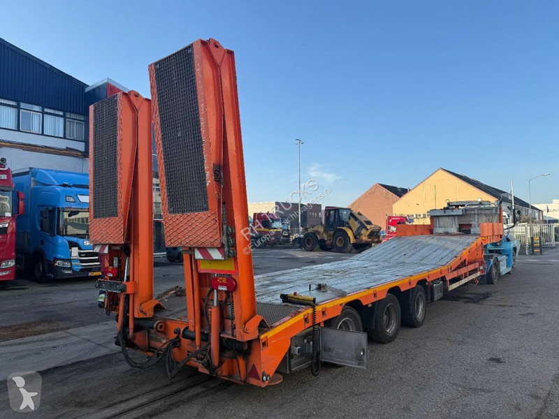 Maskinbæreren Meusburger MTS 3 2 AXLE FORCED...