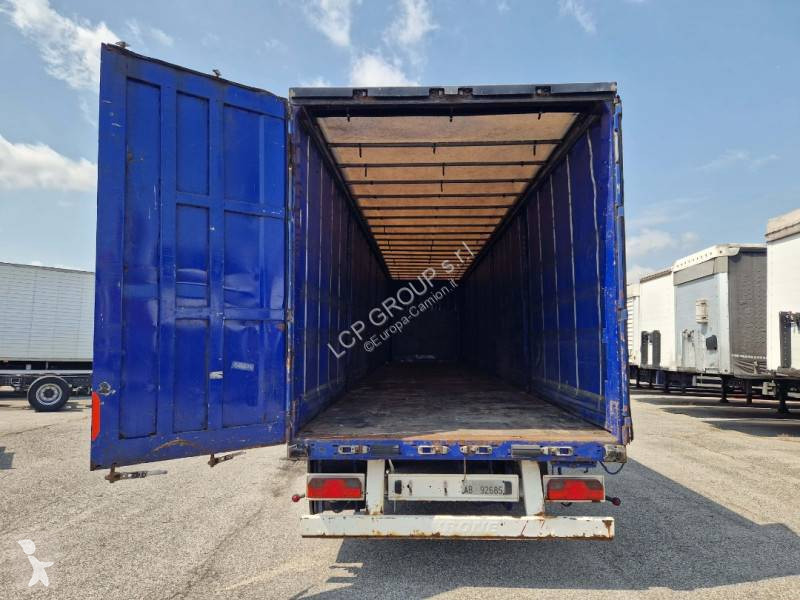 نصف مقطورة Krone SDP27