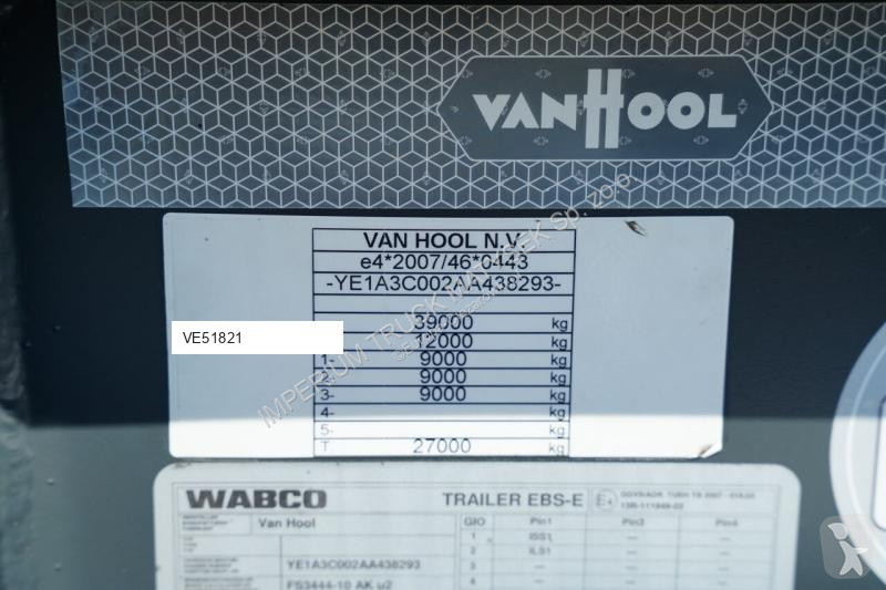 Полуремарке Van Hool NACZEPA PODKONTENEROWA /...