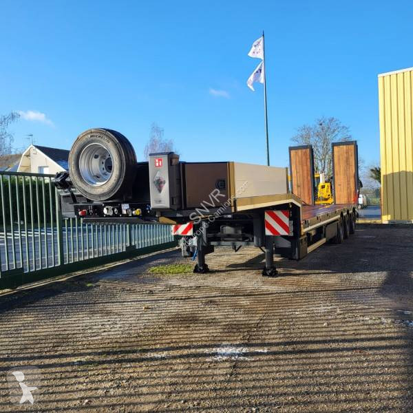 Semiremorca Lecitrailer Porte-engins