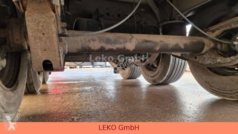 نصف مقطورة Fruehauf FRIGO SEMI 39T Vector...