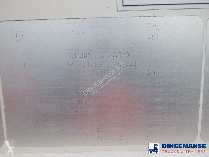 Semiremorca Feldbinder Powder tank alu 36 m3 /...