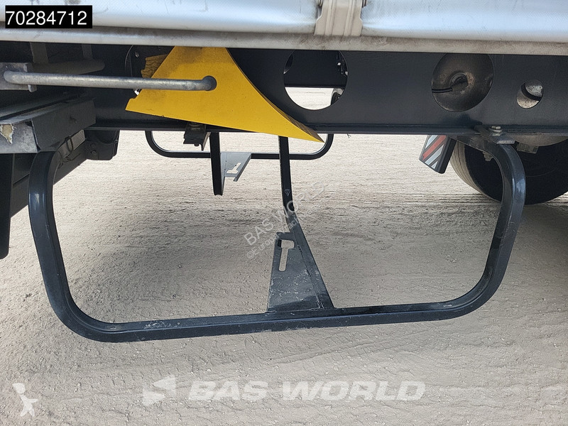 Semitrailer Schwarzmüller J06VLN3 3 axles...
